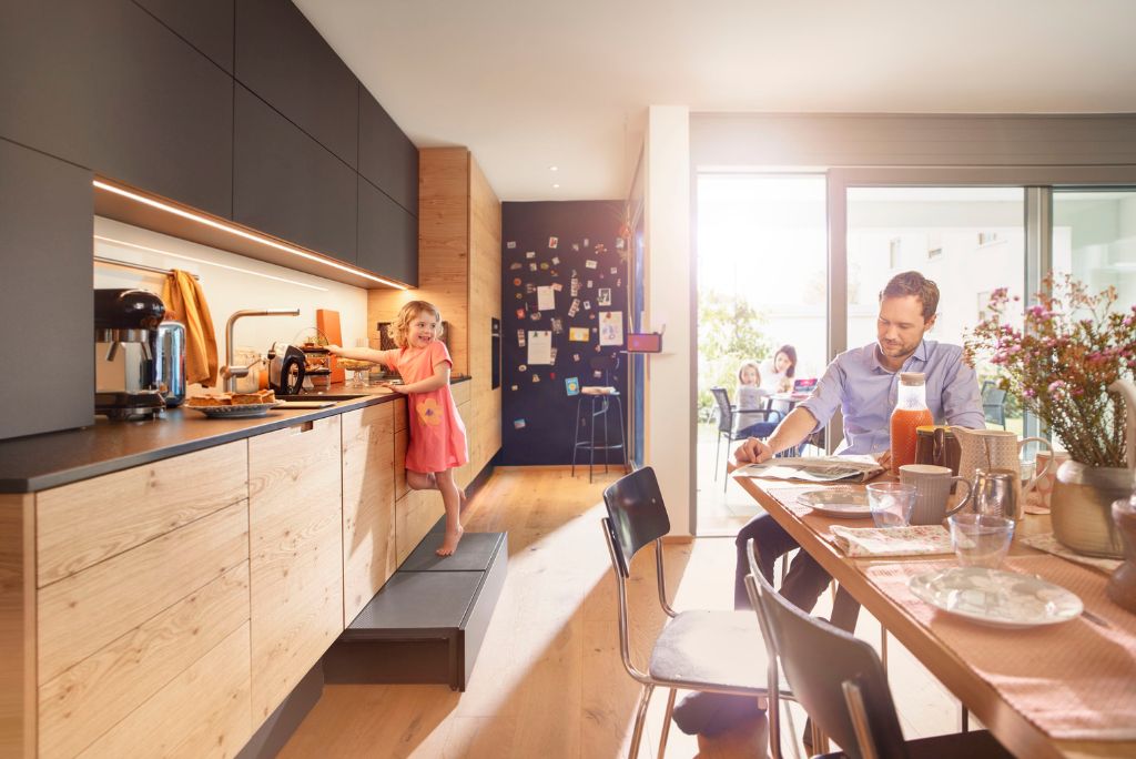 Cum să-ți reîmprospătezi bucătăria fără renovări, cu 20 de idei DIY simple și accesibile Cum să-ți reîmprospătezi bucătăria fără renovări, cu 20 de idei DIY simple și accesibile