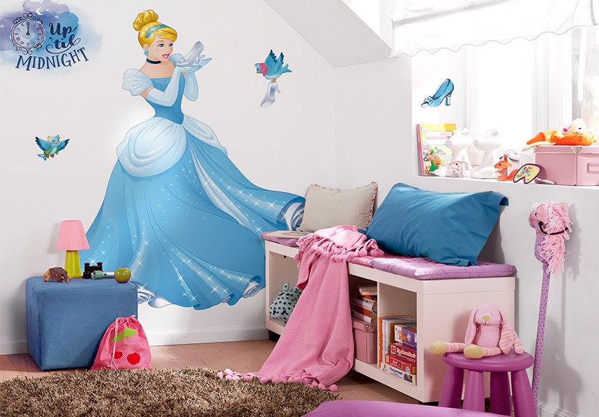 Stickere perete copii – colecția Disney de la Komar Stickere perete copii – colecția Disney de la Komar
