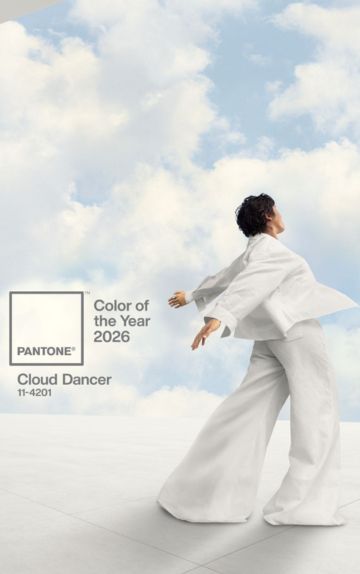 Pantone a anunțat culoarea anului 2026: Pantone 11-4201 Cloud Dancer – alb eteric pentru interioare luminoase și minimaliste