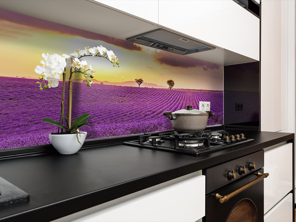 Autocolant perete bucătărie, Folina, peisaj câmp cu lavandă la apus, rolă de 67x200 cm, cu racletă şi cutter incluse