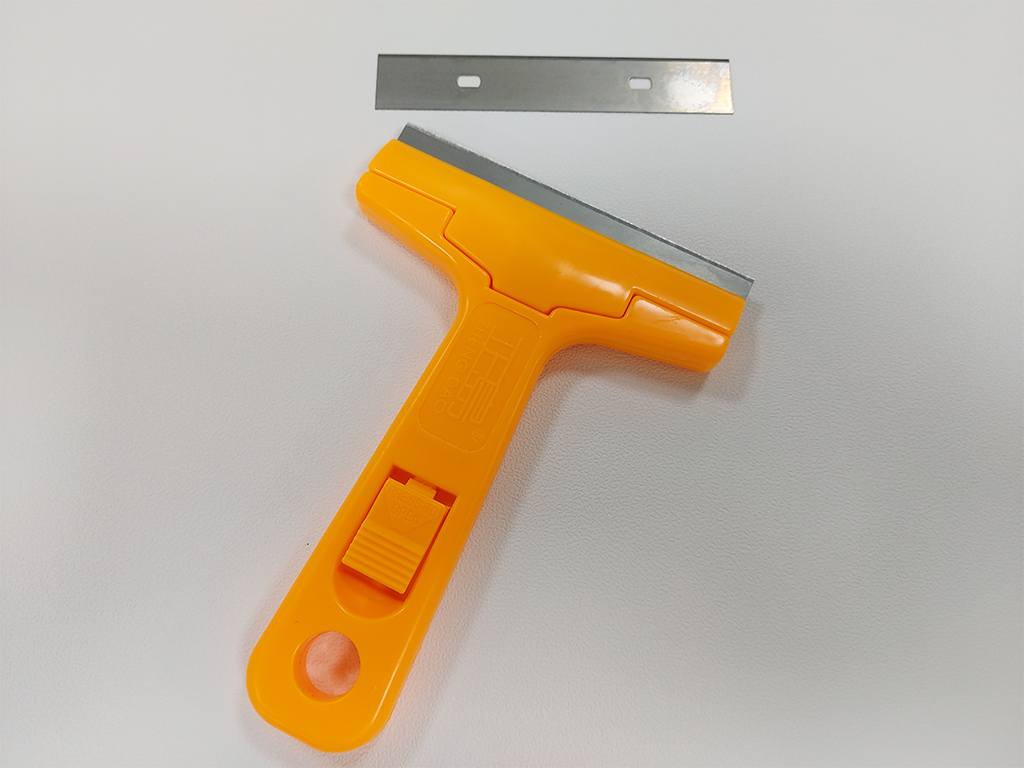 Răzuitor Pocket 3, Folina, accesoriu cu cap metalic pentru răzuirea suprafețelor de sticlă