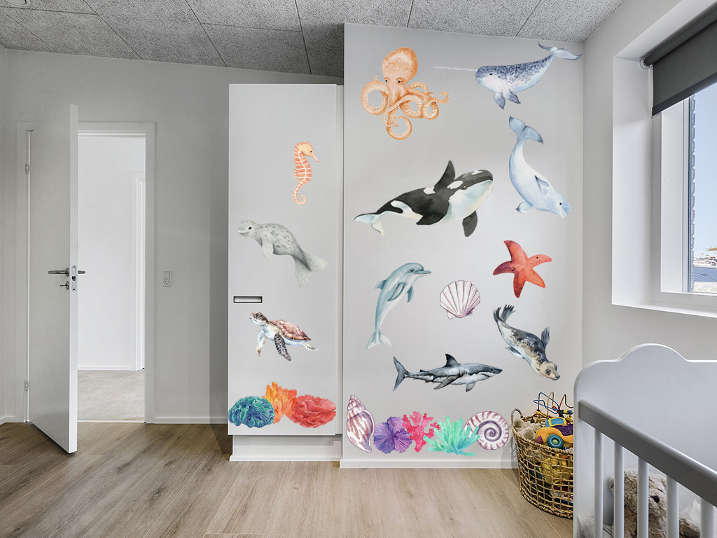 Set 23 stickere Waterworld, decoraţiune cu pești colorați și corali pentru camera copiilor, planșă de 120x120 cm
