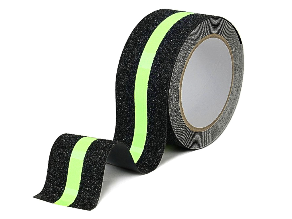 Bandă antiderapantă autoadezivă cu inserție fotoluminiscentă verde pentru marcaj trepte, 5x500 cm