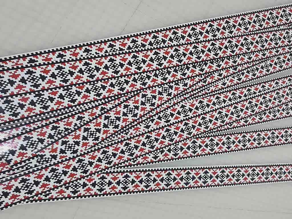Set 10 borduri decorative autoadezive, Folina, cu motive tradiţionale româneşti, 4x100 cm