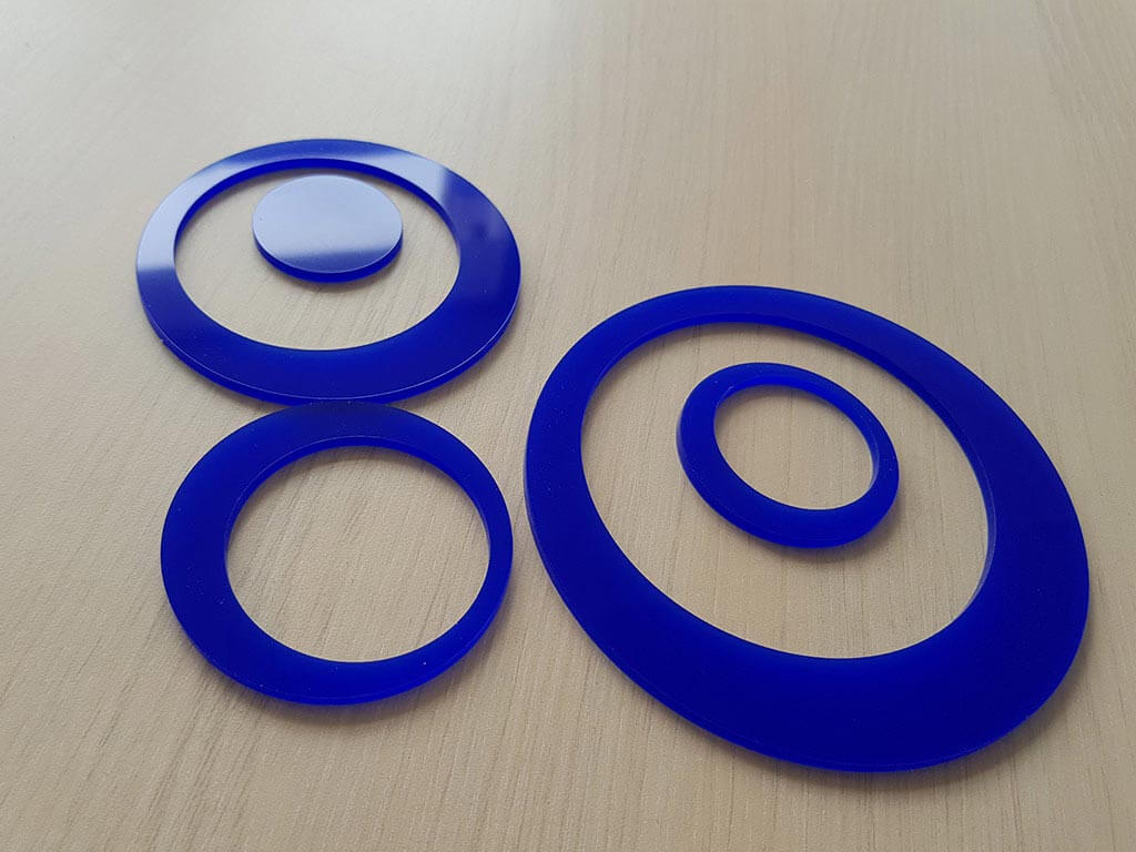 decoratiune-acril-cercuri-albastru-indigo-8886