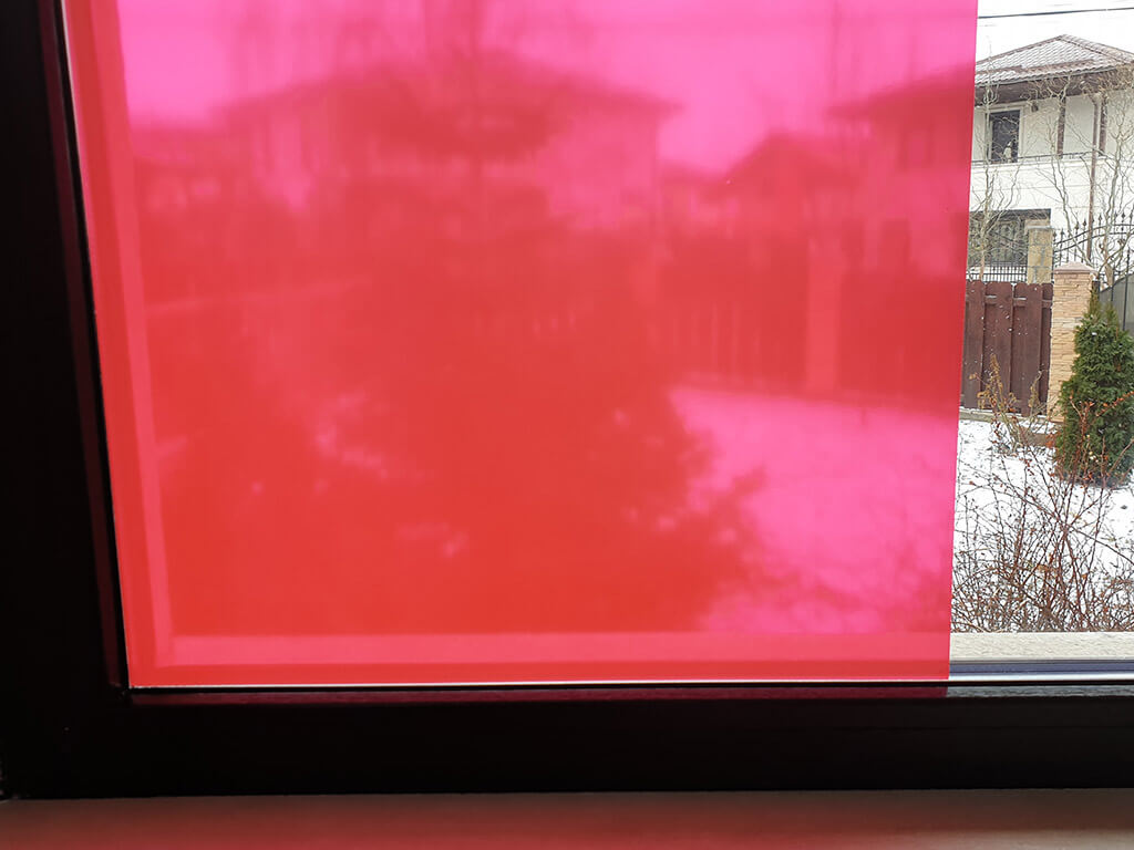 folie-autoadeziva-transparenta-rosie