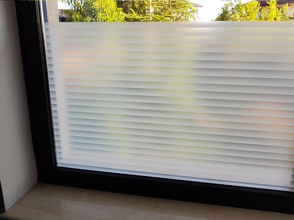 folie-sablare-geam-jaluzele-4490