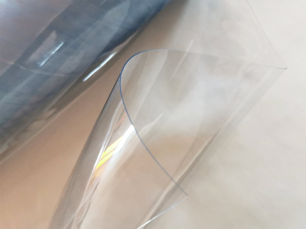 Folie transparentă protecţie mobilă , Folina, fără adeziv, 0,6 mm grosime - 137 cm lăţime