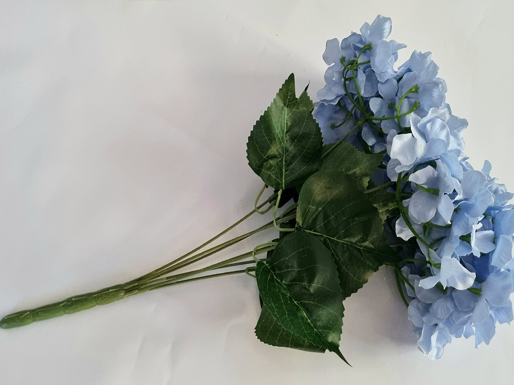 Hortensie artificială albastră, creangă cu 7 flori, 50 cm înălţime