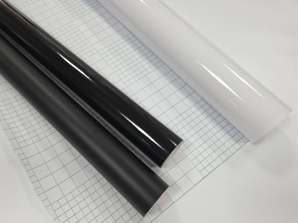 Set autocolant negru lucios și mat 30x200 cm + folie transfer 60x200 cm – pentru cutter plotter și stickere personalizate
