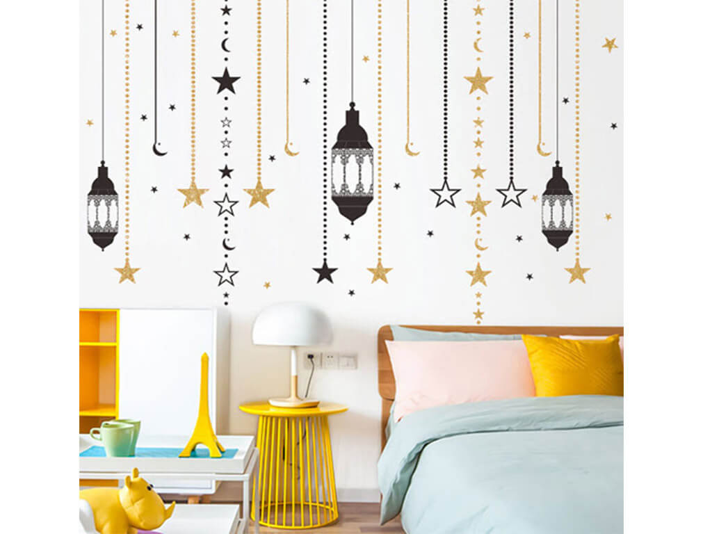 Stickere Felinare negre, Folina, decor oriental