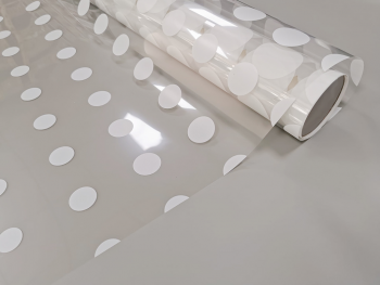 Folie geam cu buline albe, autoadezivă, rolă de 120x250 cm + racletă