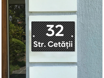 Placuță adresă sau logo model carbon 3D, pe suport de plexiglass cu text personalizat din vinil Placuta-adresa-model-carbon-3D-pe-suport-de-plexiglass-cu-text-personalizat-din-vinil-1-8025