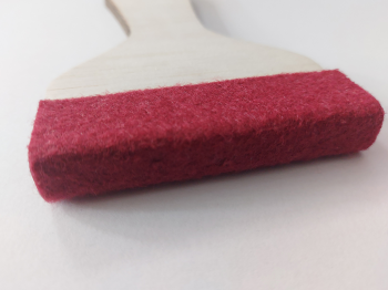 Racletă profesională din lemn cu mâner, cap din pâslă și gaură pentru agățat, 7x14 cm Racleta-din-lemn-cu-cap-din-pasla-moale-RACWOOD07-1-6440