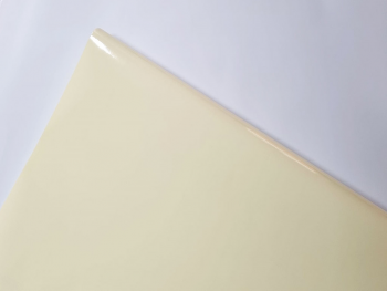 Autocolant crem lucios, Kointec, 100 cm lăţime, racletă de aplicare inclusă la fiecare comandă
