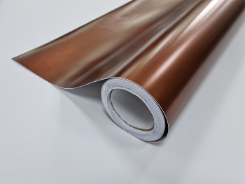 Autocolant metalic culoarea cuprului, Folina, mat, cu sistem de eliminare a bulelor de aer, rolă de 152 cm lăţime