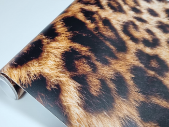 Autocolant decorativ animal print, Dimex Leopard Skin, maro, rolă de 60x270 cm autocolant-animal-print-dimex-leopard-skin-6135
