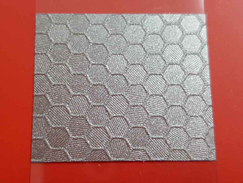 Autocolant argintiu metalic Oracal Honeycomb Tin Metallic
