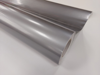 Autocolant argintiu lucios, Silver 3901G, Kointec, lățime 100 cm, racletă de aplicare inclusă la fiecare comandă.