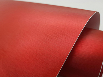 Autocolant cu efect metalic roşu Brushed, Folina, rolă de 75x100 cm