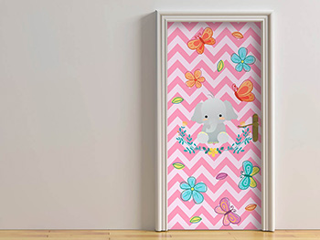 Autocolant uşă Elefănţel, Folina, culoare roz, dimensiune autocolant 92x205 cm
