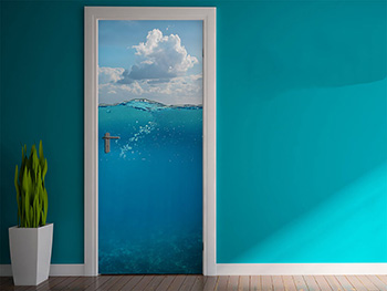 Autocolant uşă Sub apă, Folina, culoare albastră, dimensiune autocolant 92x205 cm