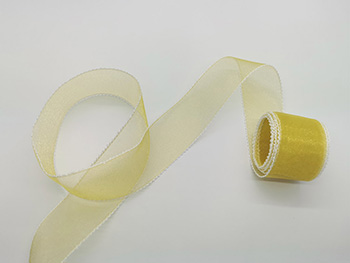 Bandă satin, Folina, galbenă cu margini albe, 4 cmx10 metri