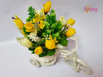 bicicleta-decorativa-cu-flori-artificiale-galbene-4566