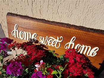 Decoraţiune din lemn şi acril bej Home sweet home