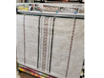 Faţă de masă impermeabilă Arona, d-c-fix, cu model rustic tradiţional, 140 cm lăţime