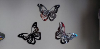Sticker oglindă Fluture, Folina, decorațiune de perete gri, dimensiune sticker 12x9 cm
