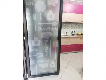 Folie sablare Kitchen, Folina, pentru uşă din sticlă la bucătărie, rolă de 100x210 cm folie-geam-autoadeziva-kitchen-100-210-cm-4368