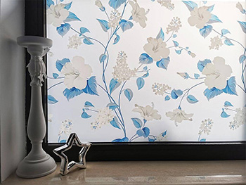 Folie geam autoadezivă, Folina, imprimeu floral albastru, 152 cm lăţime