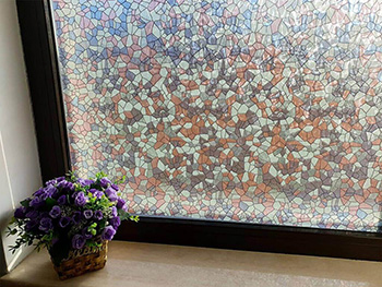 Folie geam autoadezivă Florida, Folina, mozaic mov, 90 cm lăţime