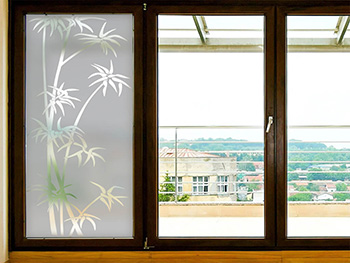 Folie geam autoadezivă Oasis, Folina, crengi bambus - 100x210 cm
