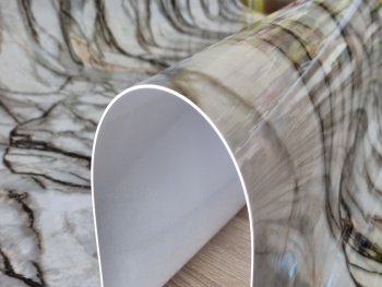 Folie protecţie imitaţie marmură bej, fără adeziv, 1,2 mm grosime, 100 cm lăţime folie-marmura-bej-folina-9156