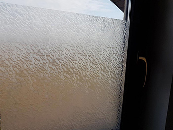 Folie geam autoadezivă Snow, d-c-fix, traslucidă, rolă de 45 cm x 5 metri