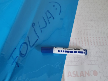 Autocolant tablă de scris cu marker whiteboard albastru, Aslan, lăţime de 122 cm