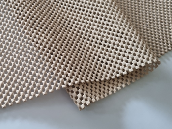 Material antiderapant bej, pentru sertare si rafturi, rola de 60 cm x 5 metri material-antiderapant-bej-pentru-sertare-si-rafturi-4511