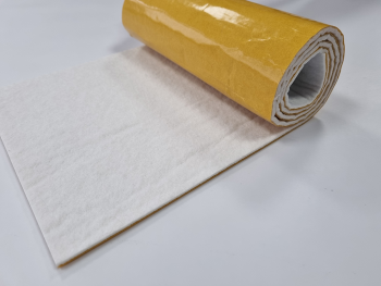 Pâslă autoadezivă, fetru autoadeziv, culoare albă, pentru protecție suprafețe, rolă de 30x100 cm