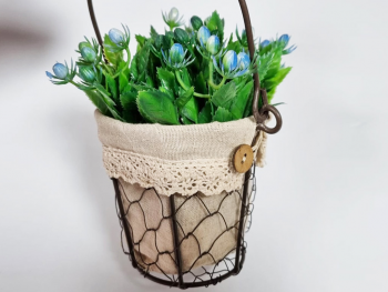 galetusa-decorativa-cu-plante-artificiale-verzi-si-albastre-5069