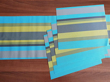 Set Napron şi 4 Placemats albastre