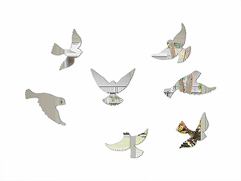 Set 7 stickere oglindă Păsări, decoraţiune perete din oglindă acrilică argintie set-7-stickere-oglinda-argintie-pasari-8366