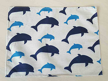 Set 6 Suport farfurie textil, Folina, imprimeu cu delfini albastri, 42x30 cm